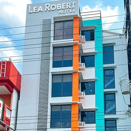 Lea Robert Hotel Angeles Pampanga By Reddoorz Exteriér fotografie