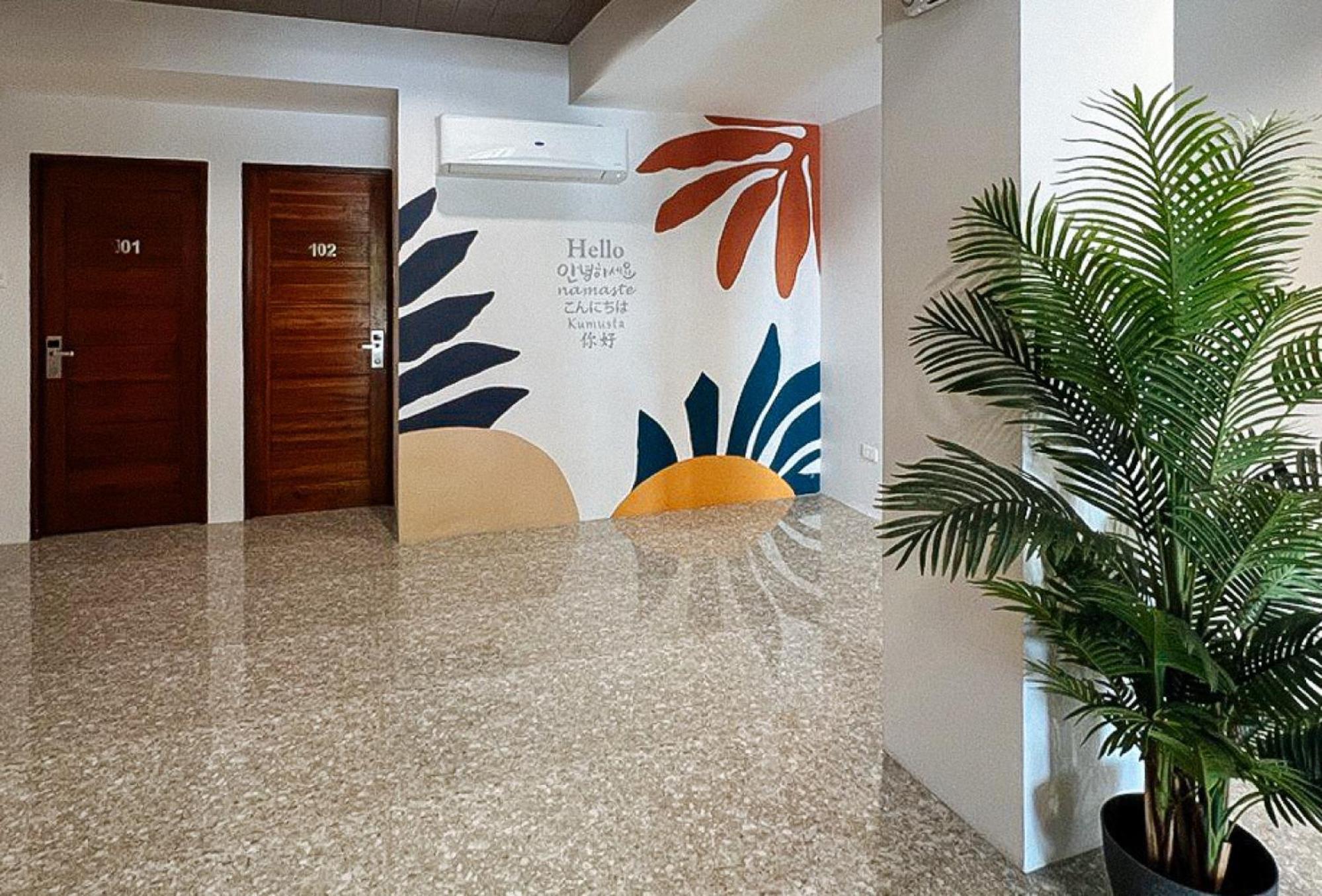Lea Robert Hotel Angeles Pampanga By Reddoorz Exteriér fotografie