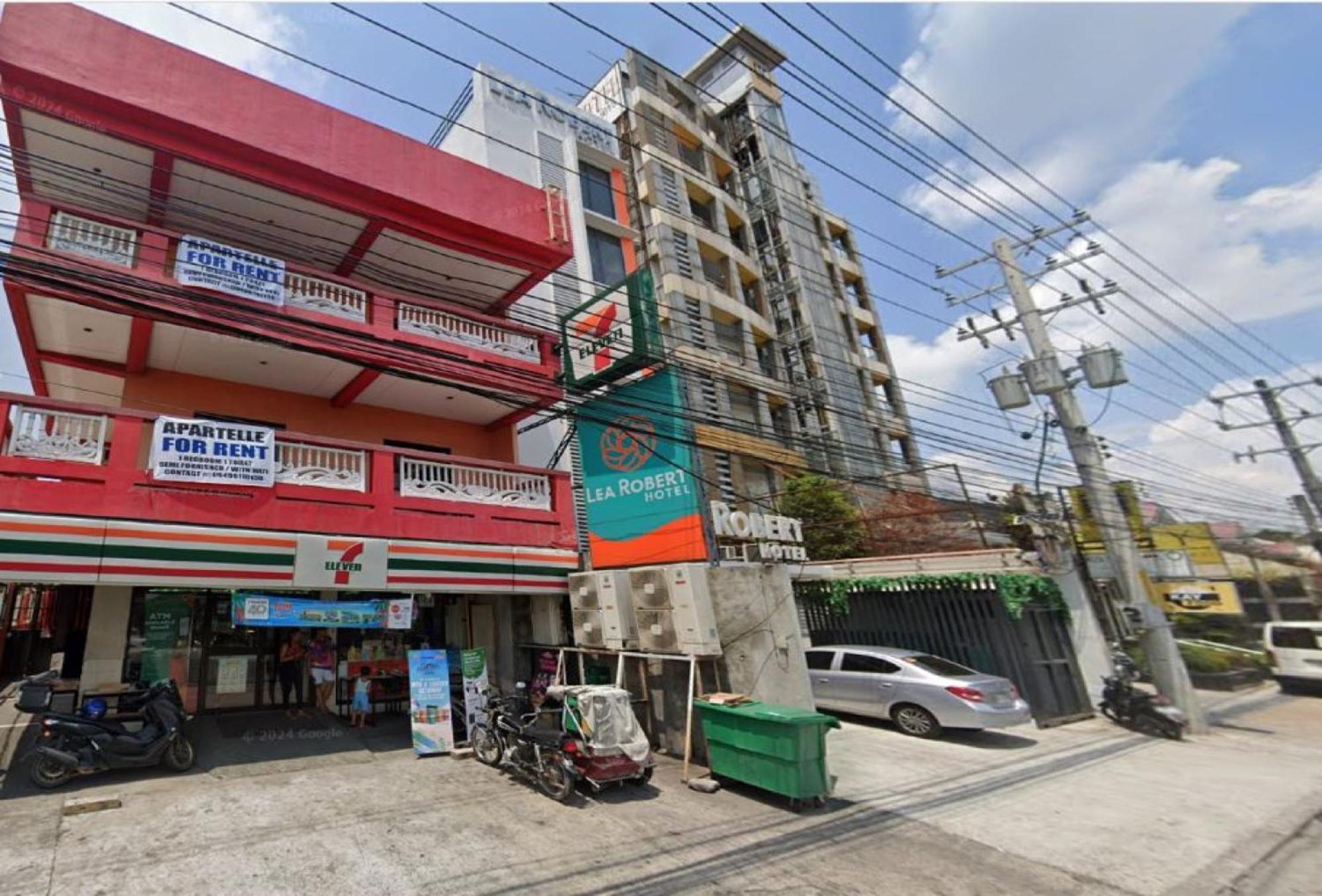 Lea Robert Hotel Angeles Pampanga By Reddoorz Exteriér fotografie